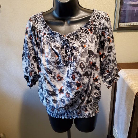 Guess Top - Picture 5 of 5